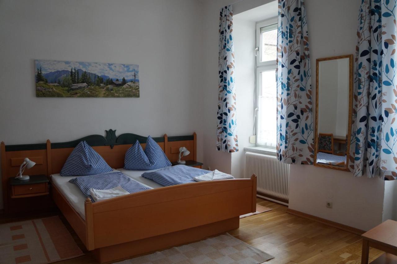 Pensión Luise Wehrenfennig & Haus Eva Bad Goisern